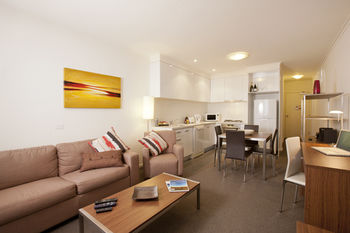 Melbourne Short Stay Apartments On Whiteman - Accommodation Mermaid Beach 15