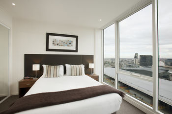 Melbourne Short Stay Apartments On Whiteman - Accommodation Mermaid Beach 17