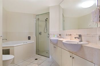 ULTIQA Shearwater Resort - Accommodation Mermaid Beach 0