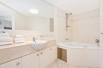 ULTIQA Shearwater Resort - Accommodation Mermaid Beach 14