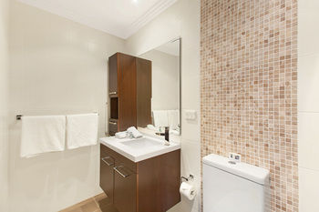 Checkers Resort & Conference Centre - Accommodation Mermaid Beach 4