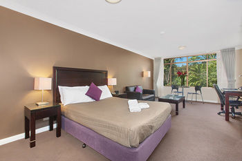 Checkers Resort & Conference Centre - Accommodation Mermaid Beach 7