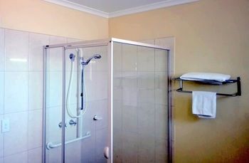 Glen Inn - Accommodation Mermaid Beach 28