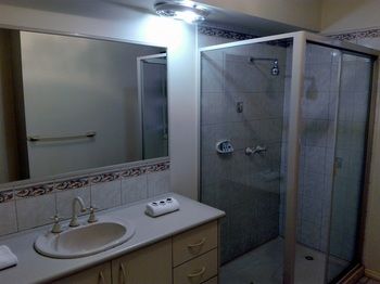 Glen Inn - Accommodation Mermaid Beach 37