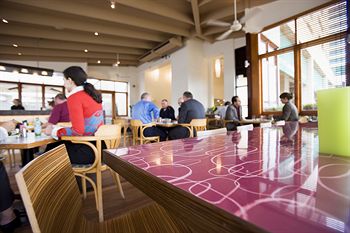 Melbourne Parkview Hotel - Accommodation Mermaid Beach 1