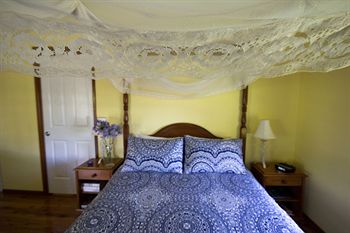 Bendles Cottages And Country Villas - Accommodation Mermaid Beach 5