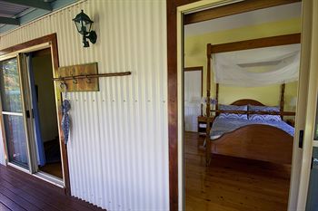 Bendles Cottages And Country Villas - Accommodation Mermaid Beach 6
