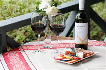 Bendles Cottages And Country Villas - Accommodation Mermaid Beach 8