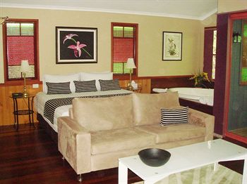 Amore On Buderim Luxury Rainforest Cabins - Accommodation Mermaid Beach 4