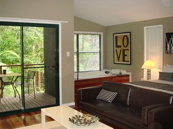 Amore On Buderim Luxury Rainforest Cabins - Accommodation Mermaid Beach 9