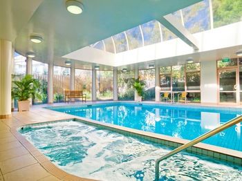Kimberley Gardens Hotel & Serviced Apartments - Accommodation Mermaid Beach 3
