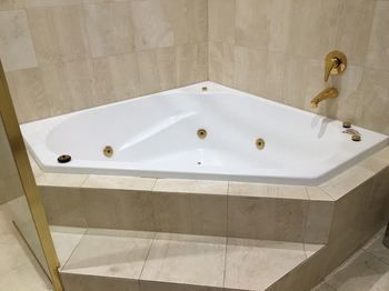 Kimberley Gardens Hotel & Serviced Apartments - Accommodation Mermaid Beach 6