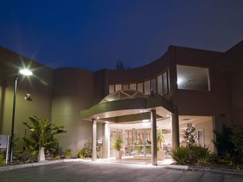 Kimberley Gardens Hotel & Serviced Apartments - Accommodation Mermaid Beach 10