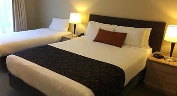 Kimberley Gardens Hotel & Serviced Apartments - Accommodation Mermaid Beach 12