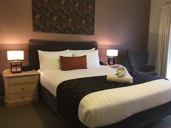 Kimberley Gardens Hotel & Serviced Apartments - Accommodation Mermaid Beach 20