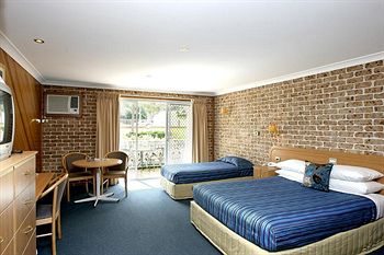 The Hermitage Motel - Accommodation Mermaid Beach 36