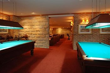 The Hermitage Motel - Accommodation Mermaid Beach 5
