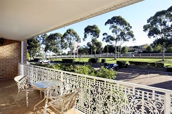 The Hermitage Motel - Accommodation Mermaid Beach 12