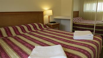 Waldorf Hornsby Residential Apartments - Accommodation Mermaid Beach 5