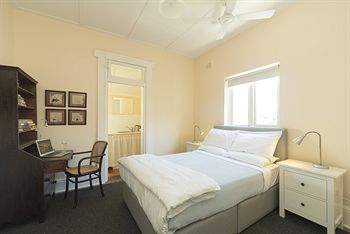Admiral Collingwood Lodge - Accommodation Mermaid Beach 16