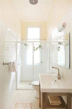 Admiral Collingwood Lodge - Accommodation Mermaid Beach 1