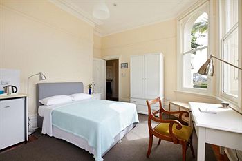 Admiral Collingwood Lodge - Accommodation Mermaid Beach 5
