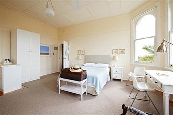 Admiral Collingwood Lodge - Accommodation Mermaid Beach 6
