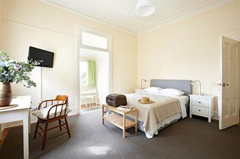 Admiral Collingwood Lodge - Accommodation Mermaid Beach 7