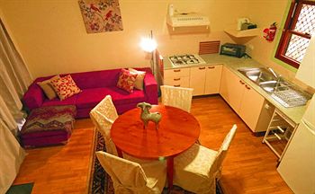 Barrington Wilderness Cedar Lodge Accommodation - Accommodation Mermaid Beach 7