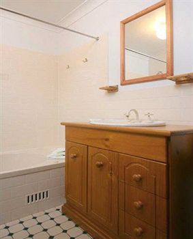 Barrington Wilderness Cedar Lodge Accommodation - Accommodation Mermaid Beach 9