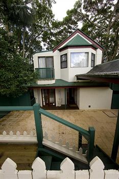 Montville Attic - Accommodation Mermaid Beach 0