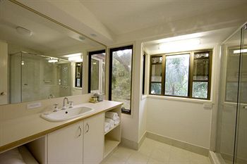 Montville Attic - Accommodation Mermaid Beach 1