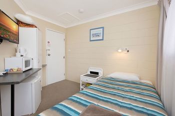 Caloundra City Centre Motel - Accommodation Mermaid Beach 24