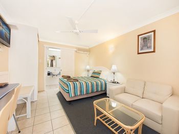 Caloundra City Centre Motel - Accommodation Mermaid Beach 26