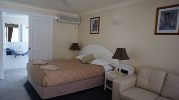 Caloundra City Centre Motel - Accommodation Mermaid Beach 13