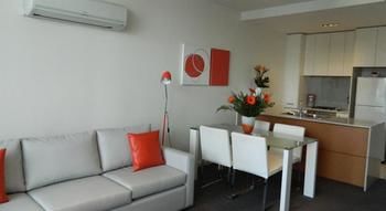 Milano Serviced Apartments - Accommodation Mermaid Beach 14