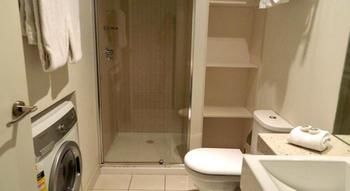 Milano Serviced Apartments - Accommodation Mermaid Beach 31