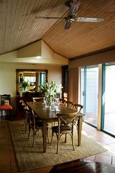 Arabella Guesthouse - Accommodation Mermaid Beach 4