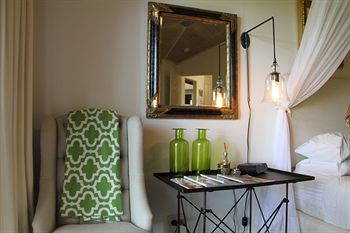 Arabella Guesthouse - Accommodation Mermaid Beach 13