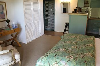 Arabella Guesthouse - Accommodation Mermaid Beach 26
