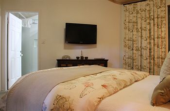 Arabella Guesthouse - Accommodation Mermaid Beach 30
