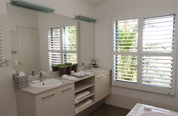 Arabella Guesthouse - Accommodation Mermaid Beach 39