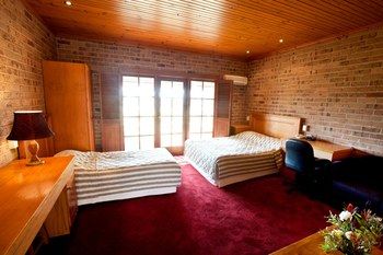Macquarie Inn - Accommodation Mermaid Beach 7