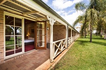 Macquarie Inn - Accommodation Mermaid Beach 10