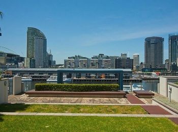 Accent Accommodation At Docklands Melbourne - Accommodation Mermaid Beach 1