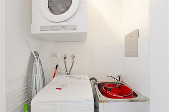 Wyndel Apartments - Bertram - Accommodation Mermaid Beach 3