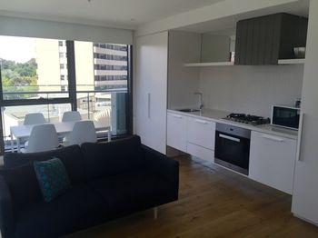 Apartments Melbourne Domain - South Melbourne - Accommodation Mermaid Beach 5