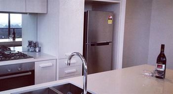 Apartments Melbourne Domain - South Melbourne - Accommodation Mermaid Beach 25