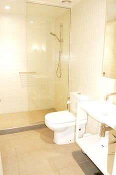 Apartments Melbourne Domain - South Melbourne - Accommodation Mermaid Beach 36