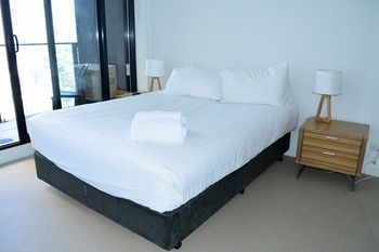 Apartments Melbourne Domain - South Melbourne - Accommodation Mermaid Beach 53